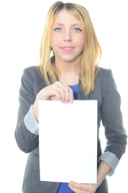 genç bir kadın tutarak boş tasarlamak