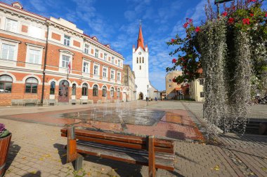 St. John 's Kilisesi Letonya' da Hindistan yazında Cesis kasabasında kurulmuştur.