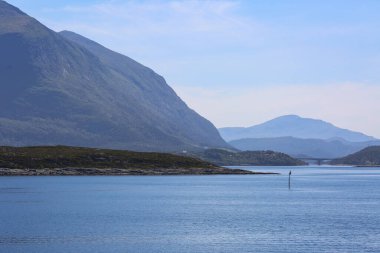 Norveç 'in orta kesimindeki Edoeyfjorden manzarası, Aure belediyesi