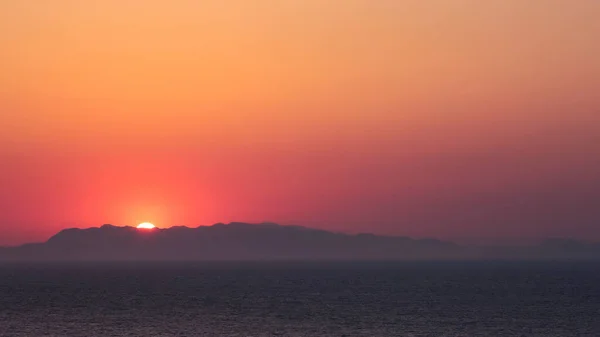 Coucher Soleil Coloré Sur Ville Rhodos Avec Vue Sur Silhouette — Photo