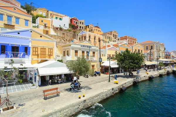 Symi Grecia 2016 Paseo Marítimo Puerto Deportivo Isla Symi Grecia — Foto de Stock