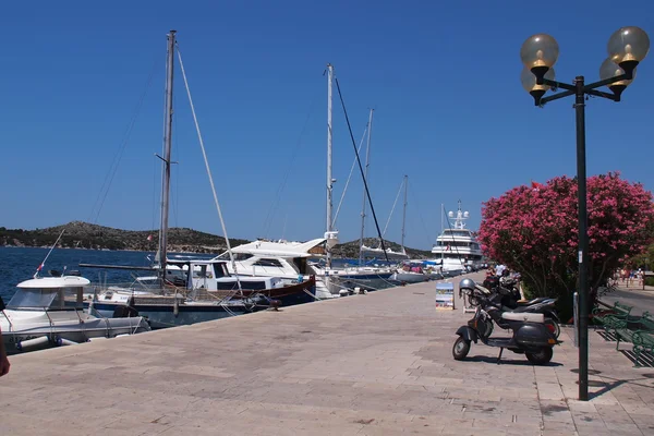 Sibenik, ships, quay — Stok fotoğraf