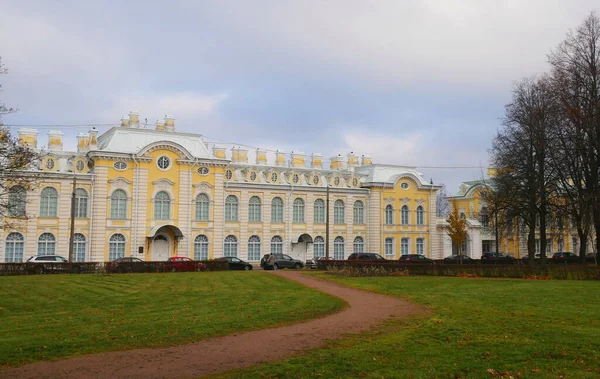 Город Петергоф Находится Санкт Петербургом Культурно Исторический Город Петергоф России — стоковое фото