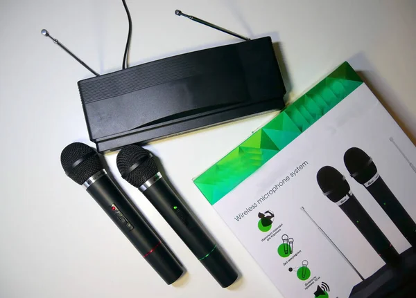 Ensemble Microphones Pour Communication Sans Fil — Photo