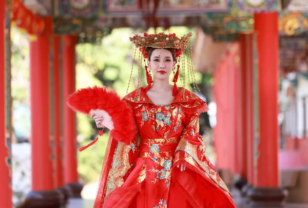 Portrait Young Beautiful Woman Wearing Red Traditional Chinese Dress Call — Stock Photo, Image