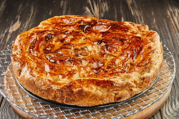 Ayva, elma ve armutlu kek. Fransız gurme mutfağı