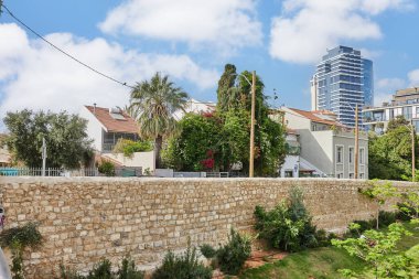İsrail, Tel Aviv 'in Neve Tzedek semtindeki Amerikan kolonisinin çevresindeki setin manzarası.