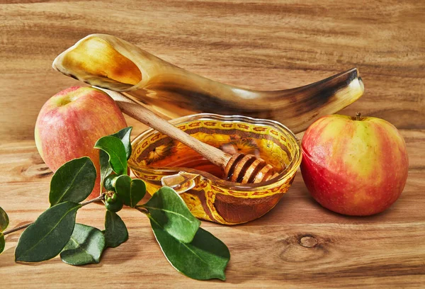 Rosh Hashanah Jewish New Year Holiday Concept Apple Shaped Bowl — 스톡 사진