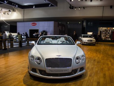Bentley beyaz