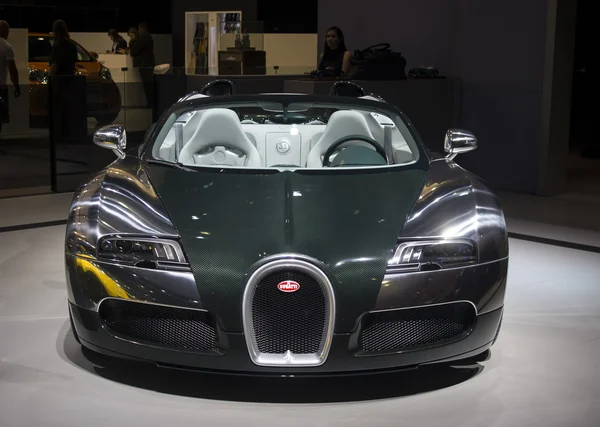 Bugatti verde — Fotografia de Stock