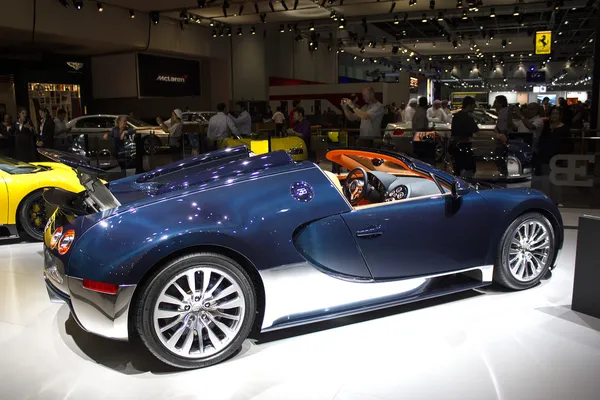 Bugatti blue with orange interior side view — Stock Photo, Image