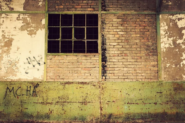 Abandoned warehouse — Stock Photo, Image
