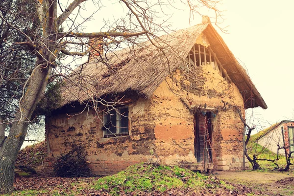 Старий будинок — стокове фото