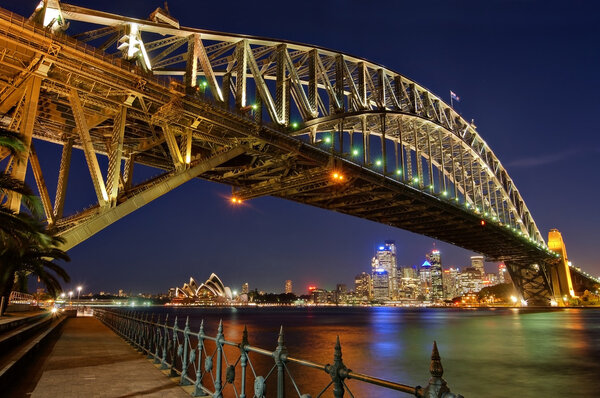 Sydney, Harbour Bridge by Night