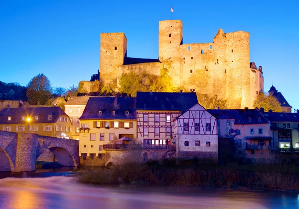 Typisk tysk medeltida slott — Stockfoto