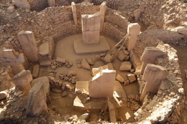 Serginin altında yer alan antik tapınak kompleksi Gbeklitepe sergisi.