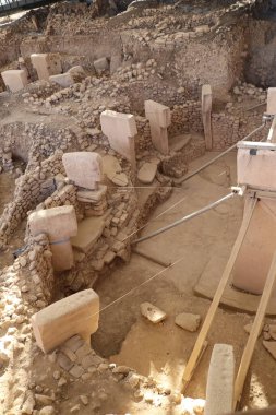 Serginin altında yer alan antik tapınak kompleksi Gbeklitepe sergisi.