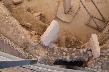 Serginin altında yer alan antik tapınak kompleksi Gbeklitepe sergisi.