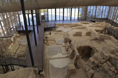 Zeugma antik şehrinin sulak olmayan bir parçası. Türkiye 'de kurulmuş.