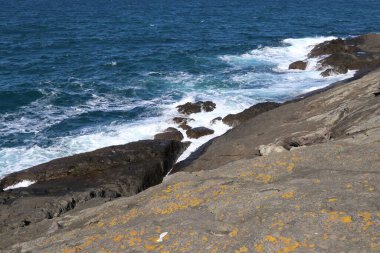 Türkiye 'deki Boğaz kıyısındaki antik Rumeli Feneri kalesi.