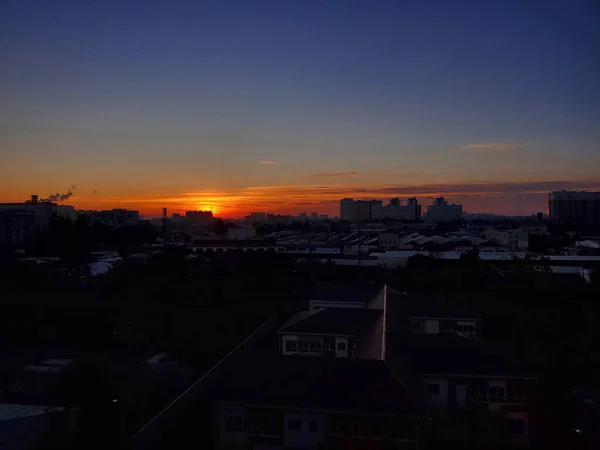 Sonnenuntergangsfotos Die Verschiedenen Zeiten Und Verschiedenen Orten Aufgenommen Wurden — Stockfoto