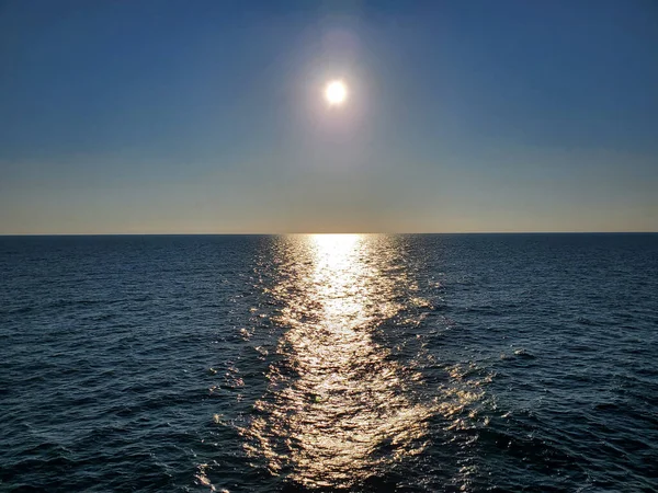 Puesta Sol Sobre Mar Diferentes Partes Del Mundo — Foto de Stock