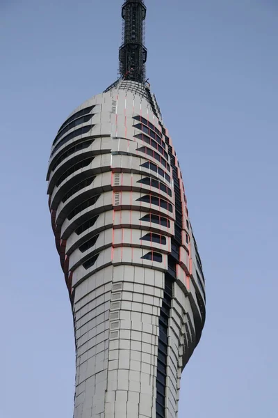 İstanbul 'da gün batımı. TV kulesinden Chamlydzha 'nın Boğaz manzarası.