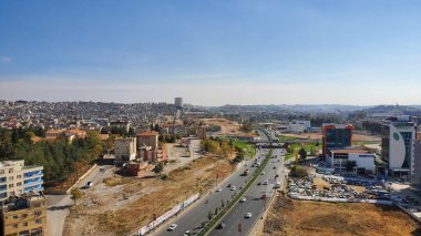 Dünyanın dört bir yanından gelen panoramalar. Dağlardan ve eteklerden oluşan panoramalar.