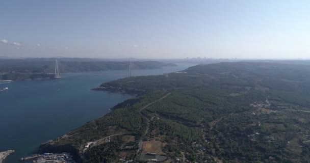 Vista Aérea Terceira Ponte Através Bósforo Ponte Sultão Selim Yavuz — Vídeo de Stock