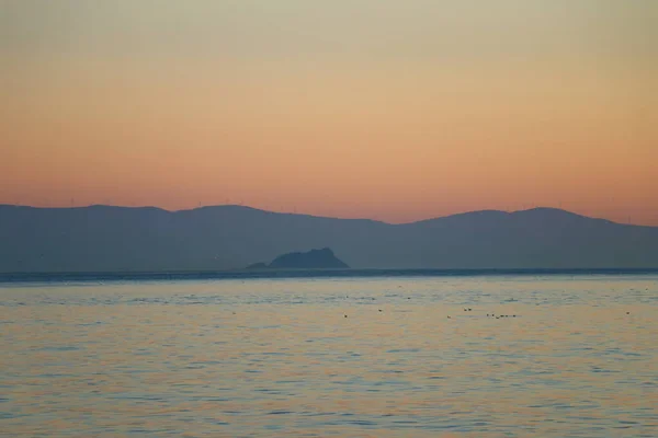 Deniz Manzaralı Güzel Günbatımı Fotoğrafları Gemiler — Stok fotoğraf