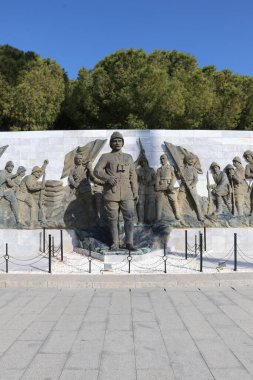 Birinci Dünya Savaşı 'nda Türkiye' nin bağımsızlığını savunan ve savaşan Türk askerlerinin anısına..