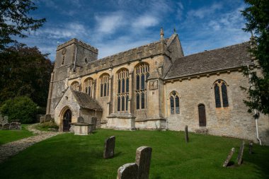 12. yüzyıl St Andrew Kilisesi, Chedworth