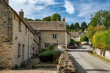 Cotswold Köyü, Chedworth, Gloucestershire, İngiltere, İngiltere
