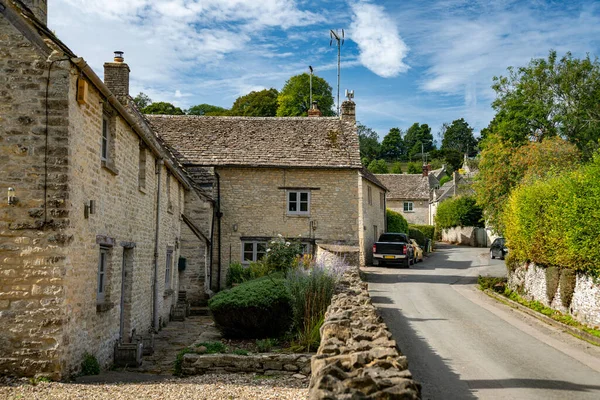 Cotswold Village Chedworth Gloucestershire England — стокове фото