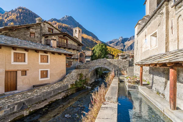 Den Pittoreska Byn Chianale Hösten Varaita Valley Piemonte Norra Italien — Stockfoto