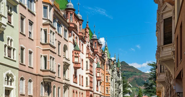 Bolzano Nun Resimli Renkli Binaları Trentino Alto Adige Talya — Stok fotoğraf