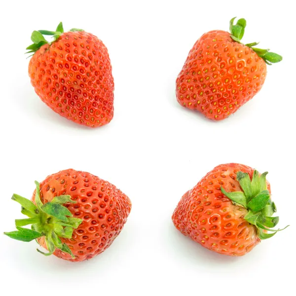 Νωπές φράουλες απομονωμένες σε λευκό φόντο. — Φωτογραφία Αρχείου