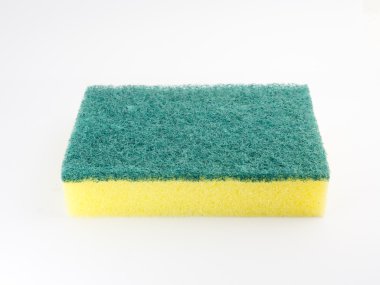 Temizleyiciler, deterjanlar, temizlik süngeri.