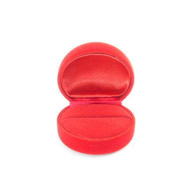 izole boş kırmızı yüzük kutusu beyaz zemin üzerine