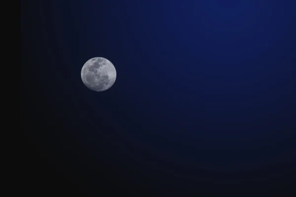 Full moon on midnight — Stock Photo, Image