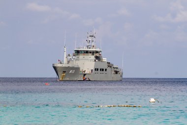 H.T.M.S.PHARUEHATSABODI 813