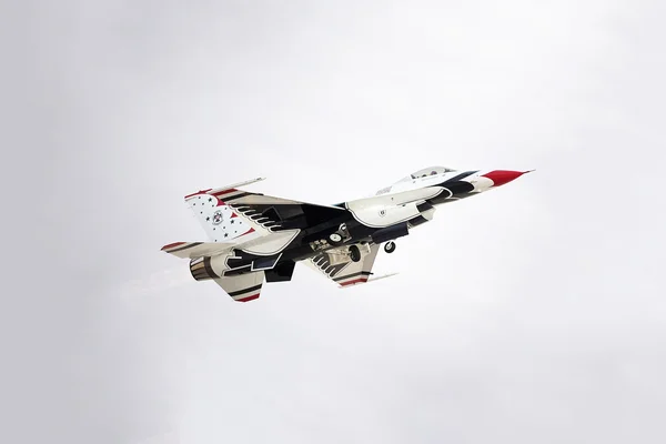 US Air Force Demonstration Team Thunderbirds — Stock Photo, Image