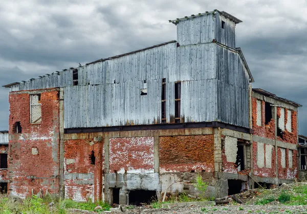 Fabriken ruiner — Stockfoto