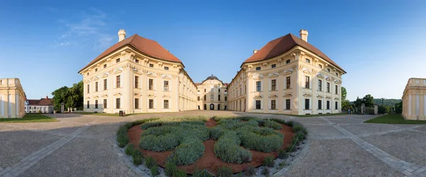 Chateau Slavkov Brna Czech Republic Beautiful Baroque Pearl Napoleon Concluded — Stock Photo, Image