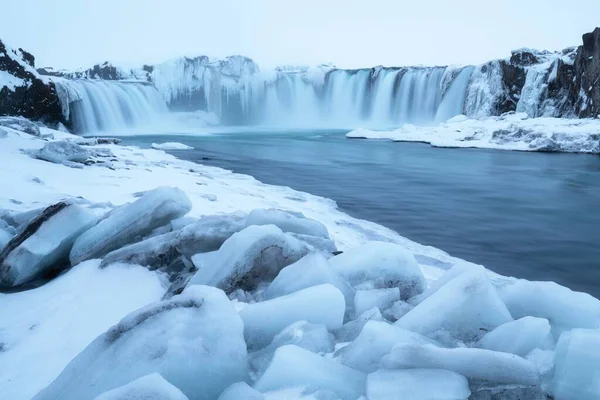 Водопад Годафосс Закате Зимой Исландия — стоковое фото