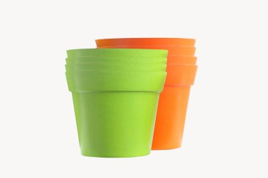 boş saksıyı üzerinde beyaz izole