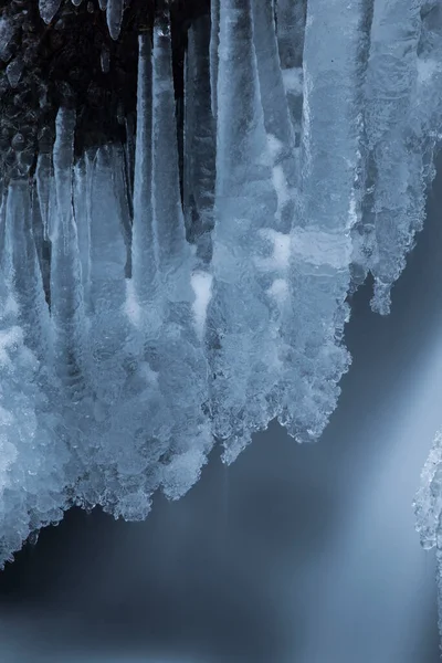 Landschappelijk Uitzicht Bevroren Rivier Winter Close — Stockfoto
