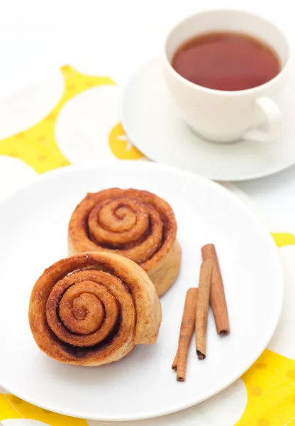 Cinnamon rolls on a napkin — Stock Photo, Image