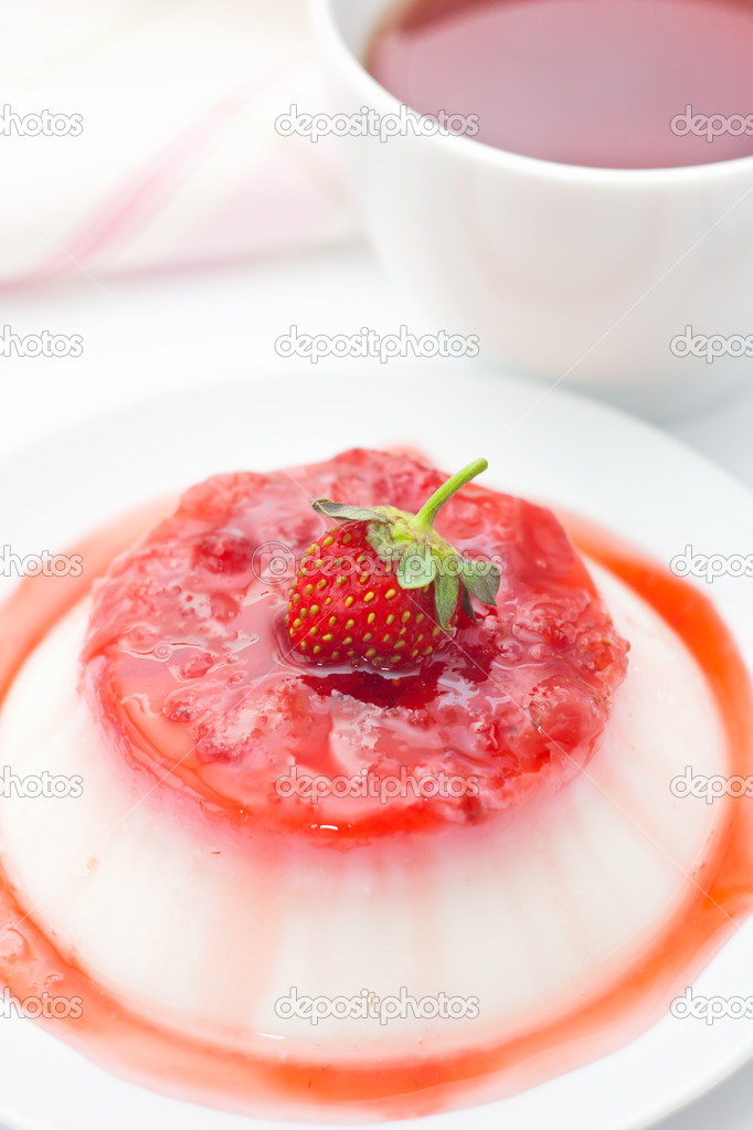 Panna cotta with strawberry jam