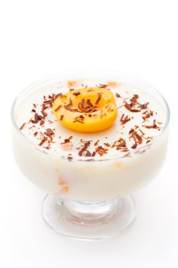 Panna cotta tatlı